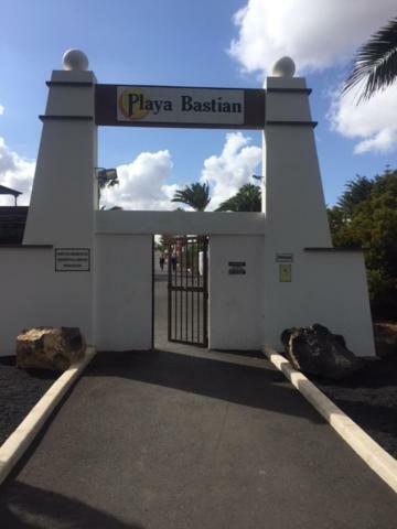 Reby Bastian Beach Costa Teguise Exterior foto